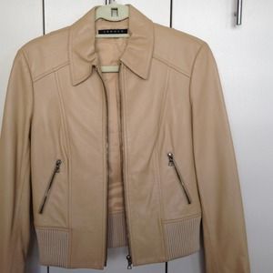 Theory short leather jacket