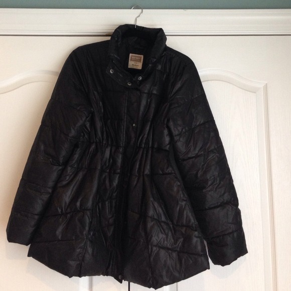 Maternity winter coat