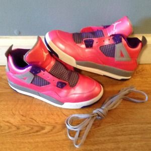 Jordan Sneakers Child Size 3Y