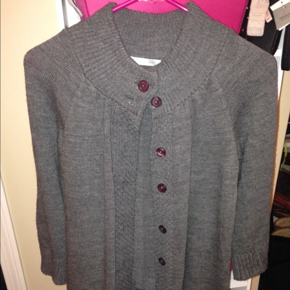 Grey sweater