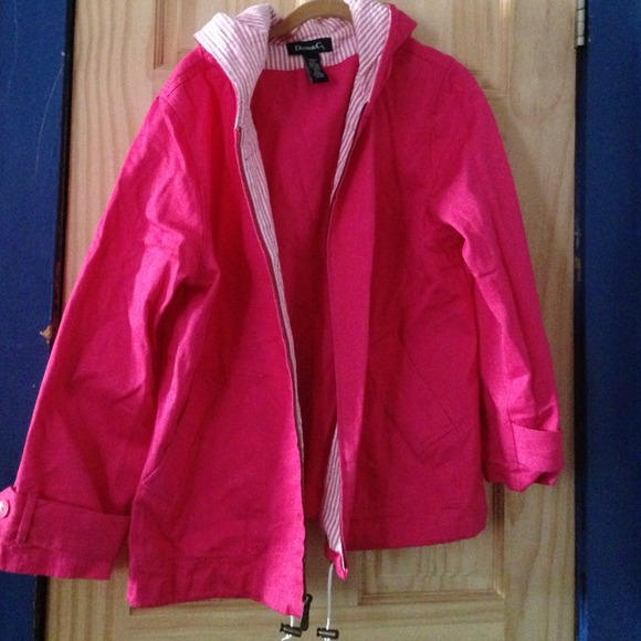 Large dark pink hooded jacket