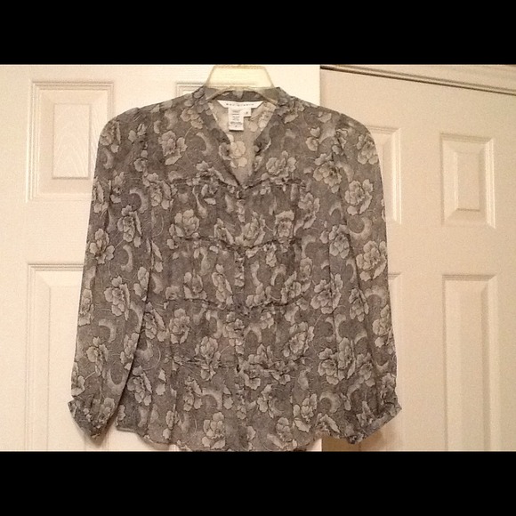 Beautiful floral print silk blouse!