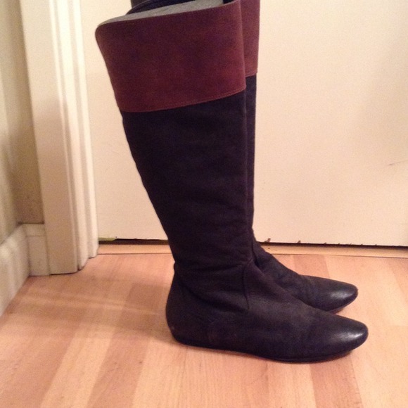 Donald Pliner black and brown boots size 6