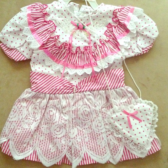 Beautiful party dress w/matching purse
