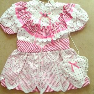 Beautiful party dress w/matching purse