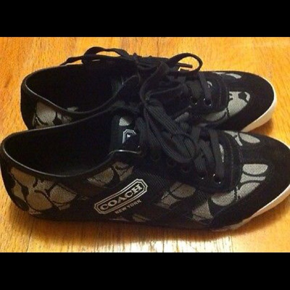 coach Yolanda tennis shoes 10 NWot black
