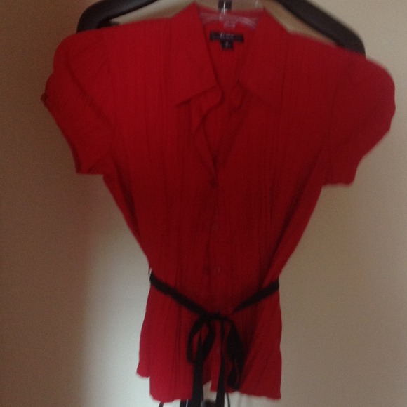 Top - Picture 1 of 1