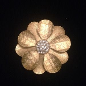 NEW Gold flower broach OR pendant!