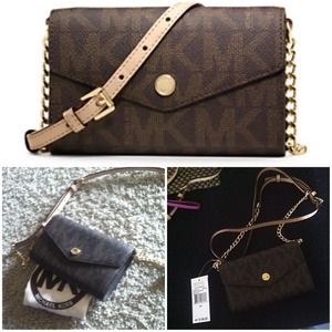 Michael Kors Wallet/CrossBody Clutch