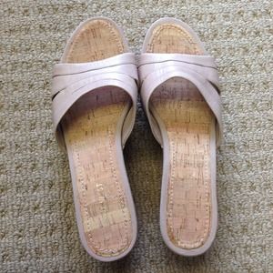 Nine West unworn cork wedges