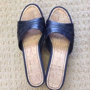 Nine West cork wedge in black, unworn