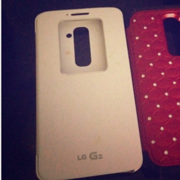 Selling white case to @pdaniela18 ❤️