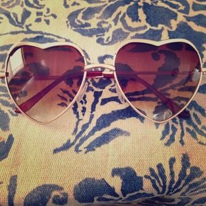 Heart sunnies!