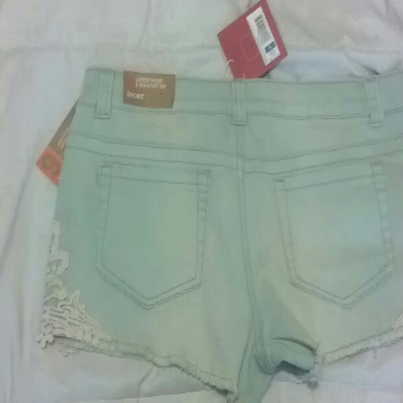 Sold - Picture 4 of 4