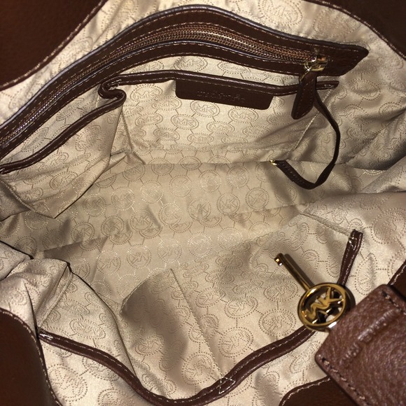 ‼️‼️SOLD‼️‼️ Michael Kors Hamilton 💼 - Picture 5 of 5