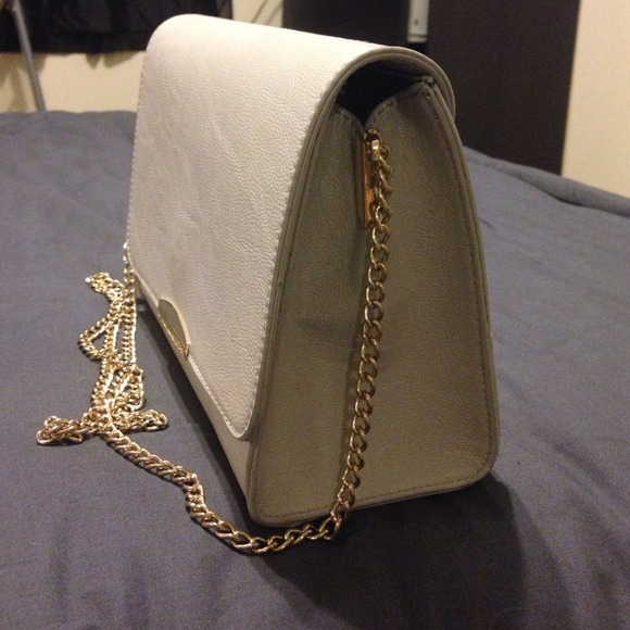 🚫BUNDLED🚫crossbody bag - Picture 4 of 4