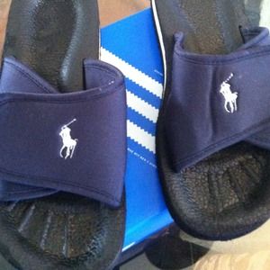 POLO FLIP FLOPS LIKE NEW