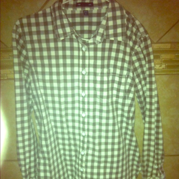 Plaid button down - Picture 1 of 1