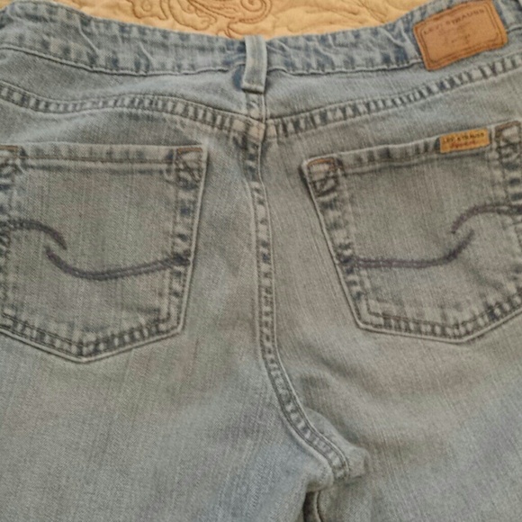 Jeans - Picture 3 of 3
