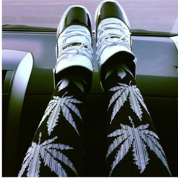 Huf Socks‼️Now Currently Available😊