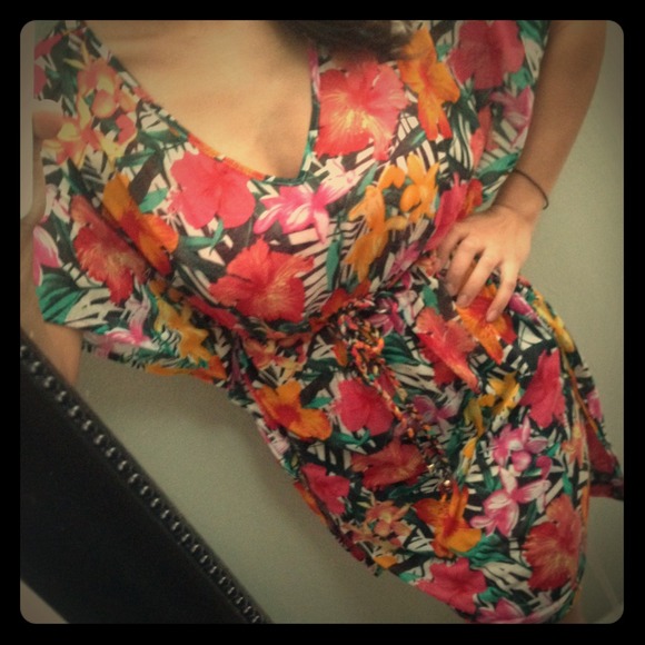 H&M Beach dress/cover-up☀️👙