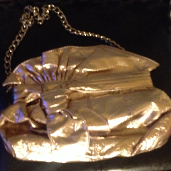 Gorgeous gold metallic chain handle bag. Prom Bag