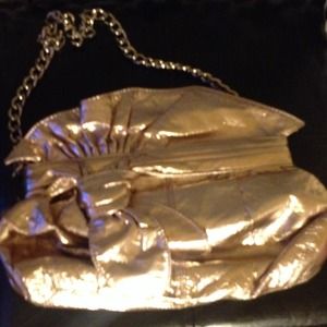 Gorgeous gold metallic chain handle bag. Prom Bag