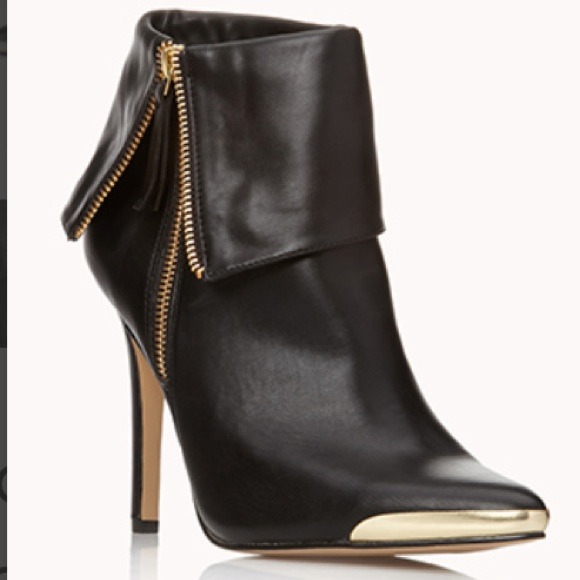 Gold Tip stiletto bootie - Picture 4 of 4