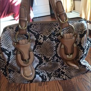 Jessica Simpson Snake print bag