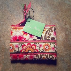 Vera Bradley folkloric coin purse