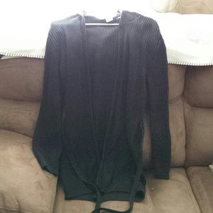 Nice Tie Around Waist Sweater W/Hood
