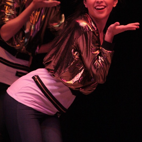 Hip Hop Dance Outfit (jacket, top, leggings) - Picture 3 of 6