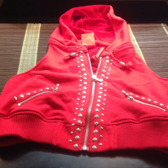 Studded Red Hoodie Crop Top - Picture 3 of 4