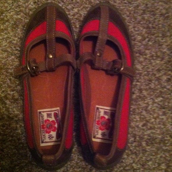 Lucky brand flats