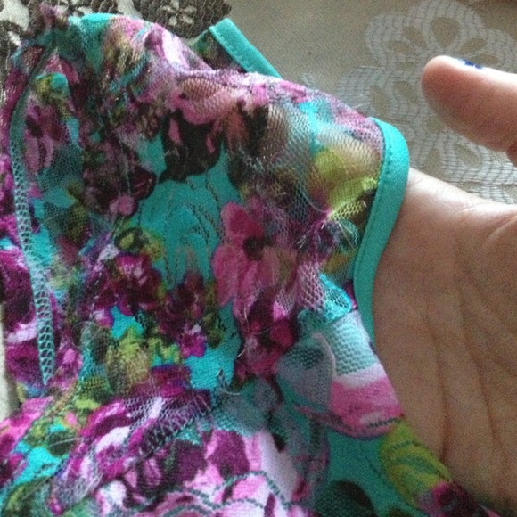 SOLD. Floral Dress - Picture 3 of 3