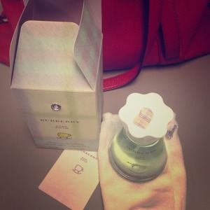Burberry Baby Touch Perfume