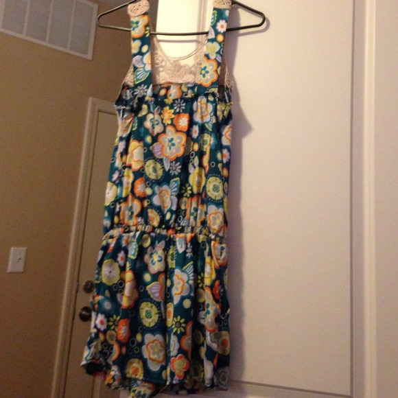 Romper - Picture 2 of 2