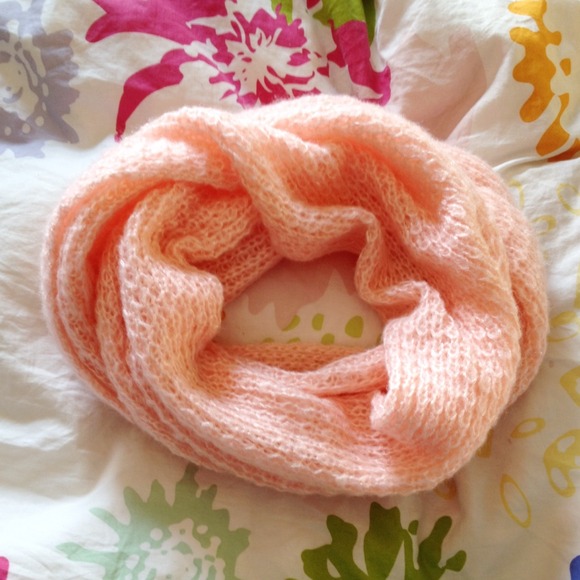 Coral ∞ Infinity Scarf🌸