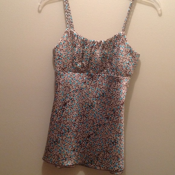 Top - Picture 1 of 1