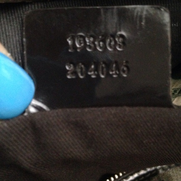 Authentic Gucci handbag❌SOLD❌ - Picture 4 of 4