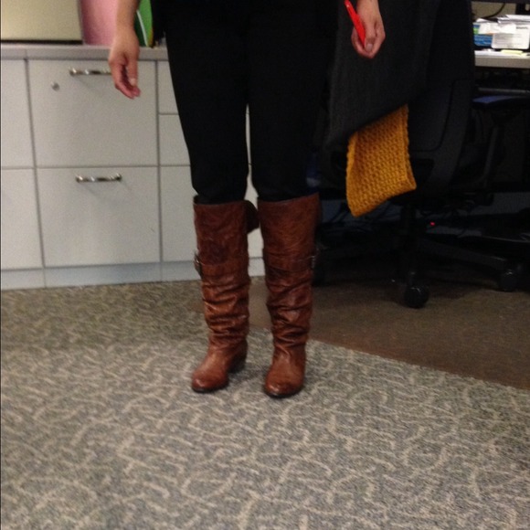 Boot - Picture 4 of 4