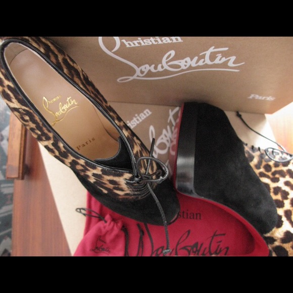 Christian Louboutin Miss Poppins 39.5 SOLD!!