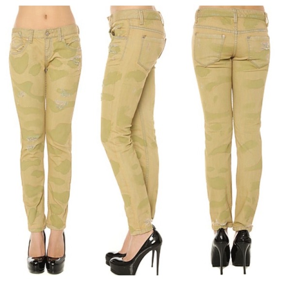 Free People Denim - 📦Bundled📦 Free People Distressed Camo Jeans