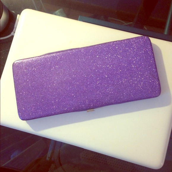 Sparkly clutch