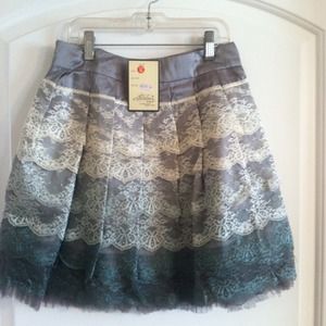 Lace skirt