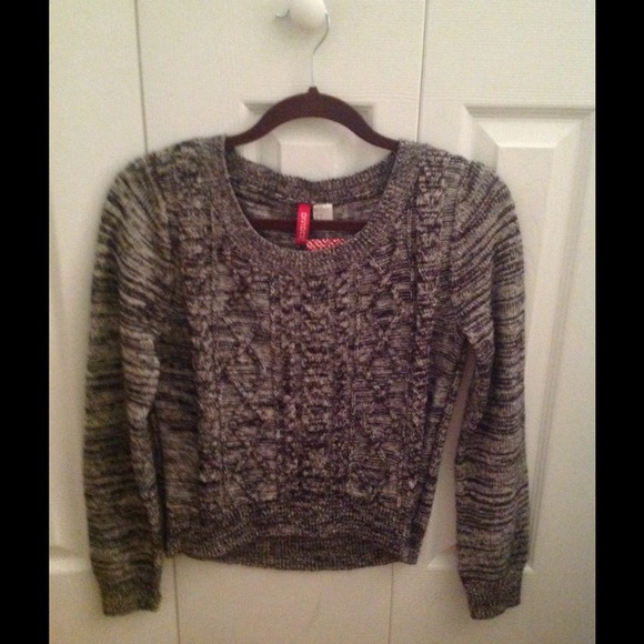 H&M Sweater