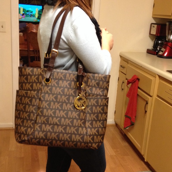 Handbag