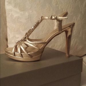 **** Price Reduces***Fancy Gold Sandal