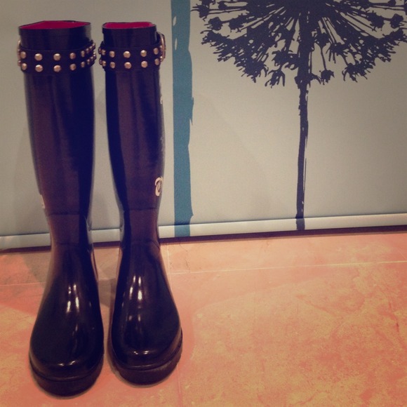 Juicy Couture Boots - ❌❌❌KEEPING❌❌❌🎉Host Pick 2/7🎉 House of Juicy