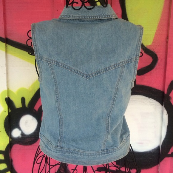 Forever 21 Denim Vest - Picture 3 of 4